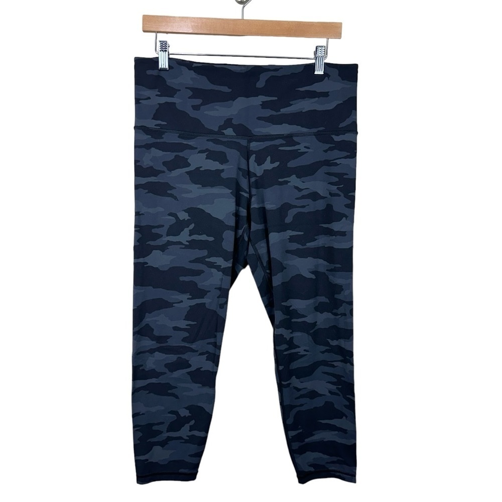 Athleta Elation Camo 7/8 Tights Size 1X